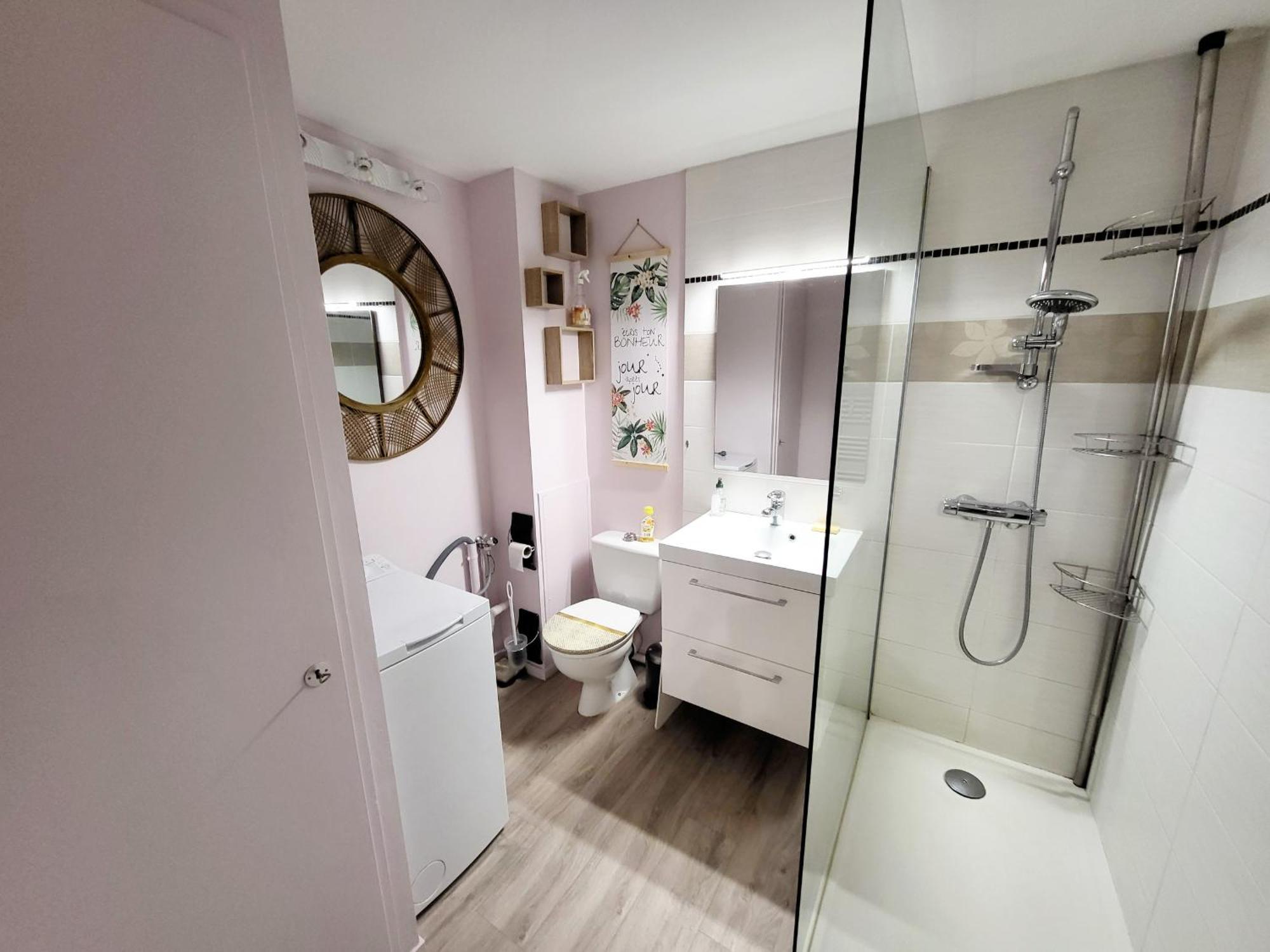 Appartement Moderne Au Centre-Ville, 150M Plage, Wifi, Confort Ideal Pour Familles - Fr-1-92-876 Les Sables-dʼOlonne Eksteriør billede